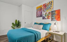 Urban Chic Apartments Near Center City